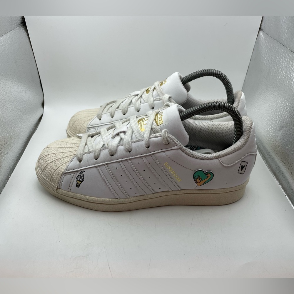 Adidas SuperstarJ Patches women’s white sneakers size 6